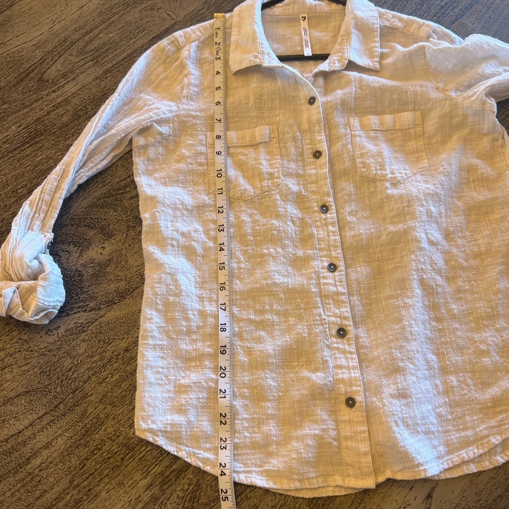 Kuhl Adele Button Up Size Medium - image 6